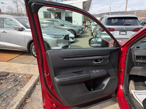 Used 2024 Honda CR-V EX image 15