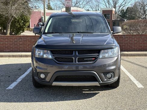 Used 2015 Dodge Journey R/T w/ Flexible Seating Group FWD image 2