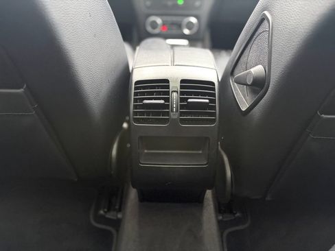 Used 2013 Mercedes-Benz GLK 350 4MATIC image 27