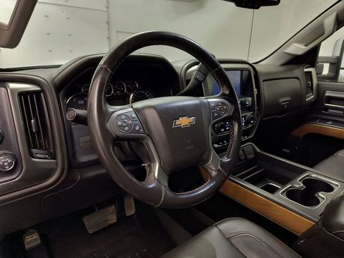 Used 2019 Chevrolet Silverado 3500 LTZ w/ Duramax Plus Package AWD/4WD image 4
