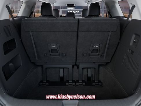 New 2026 Kia Carnival FWD image 19