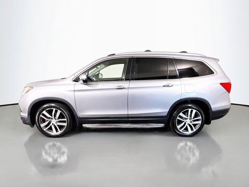 Used 2017 Honda Pilot Elite image 6