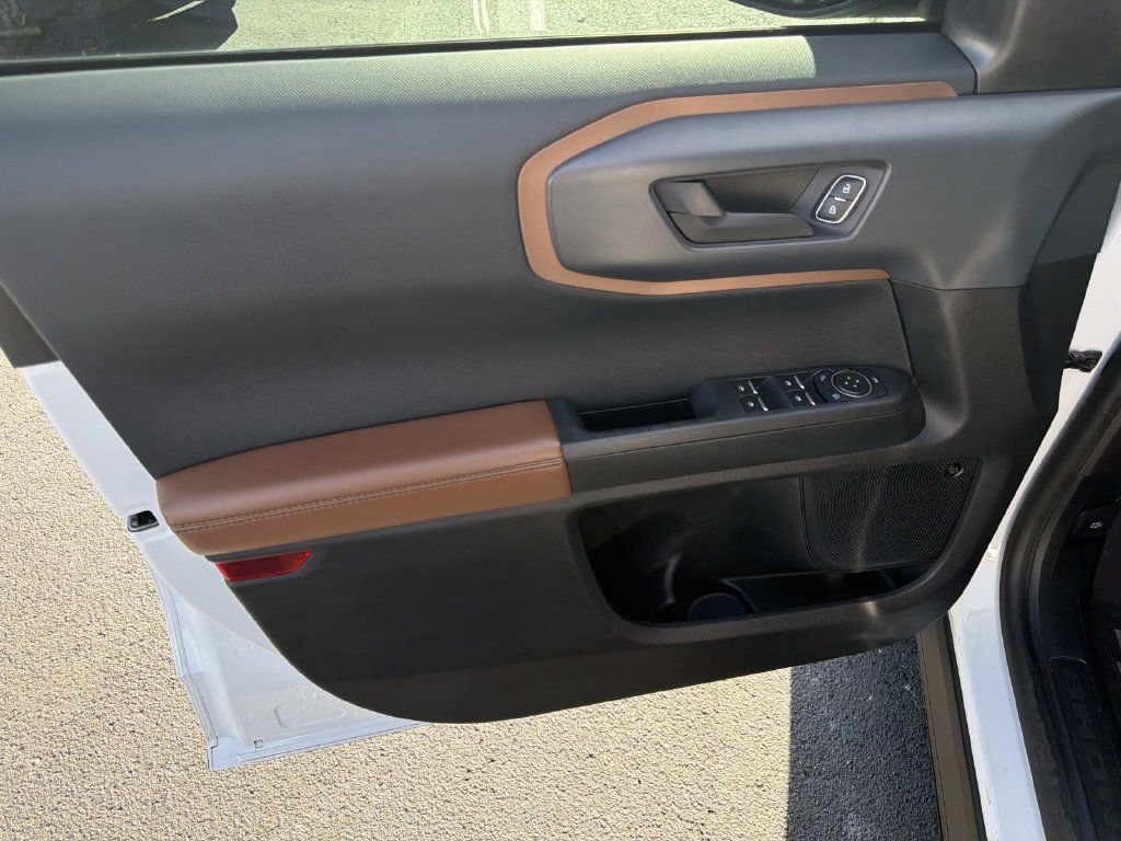 Used 2022 Ford Bronco Sport Outer Banks w/ Tech Package AWD/4WD image 18