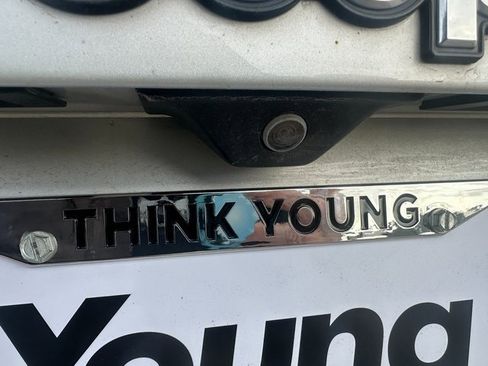 Used 2021 Jeep Renegade Sport image 20