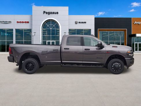 New 2026 RAM 3500 Lone Star AWD/4WD image 7