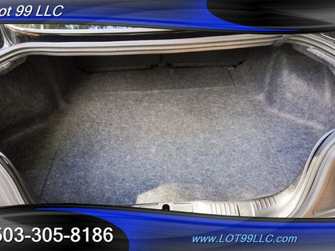 Used 2018 Ford Mustang Coupe RWD image 12