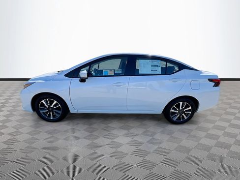 Used 2025 Nissan Versa SV w/ Trunk Package FWD image 4