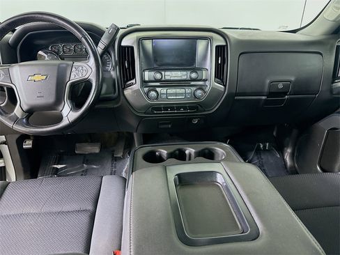 Used 2019 Chevrolet Silverado 1500 LT image 17