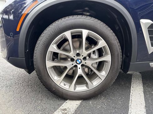 New 2026 BMW X5 xDrive40i w/ Climate Comfort Package AWD/4WD image 10