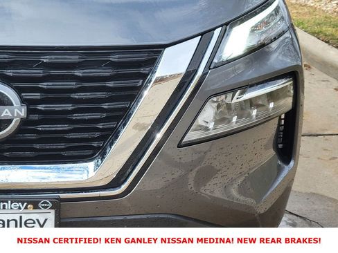 Certified 2023 Nissan Rogue SV image 10