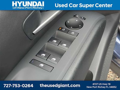 New 2026 Hyundai Tucson SEL image 18