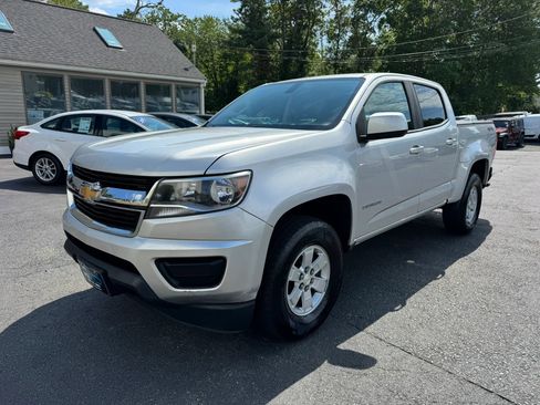 Used 2019 Chevrolet Colorado W/T w/ WT Convenience Package AWD/4WD image 3