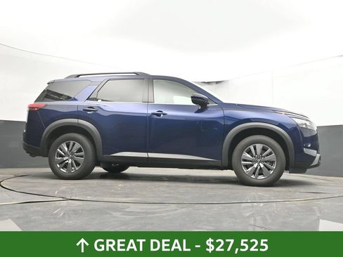 Used 2025 Nissan Pathfinder SV FWD image 48