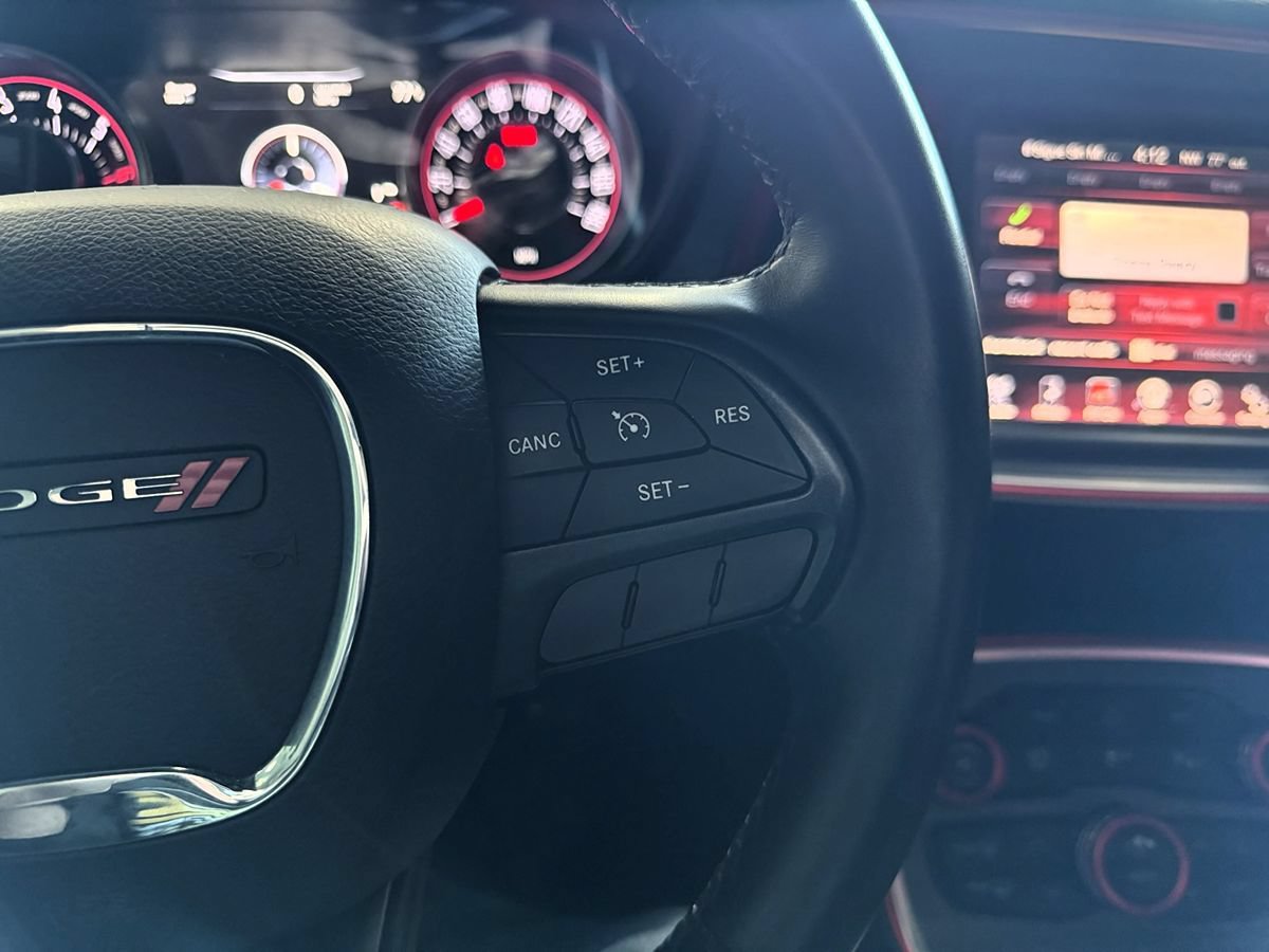 Used 2016 Dodge Challenger R/T Scat Pack RWD image 41