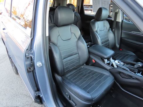 Used 2024 Kia Telluride SX Prestige image 23