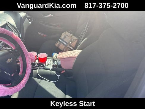 Used 2017 Chevrolet Cruze LT w/ Convenience Package FWD image 5