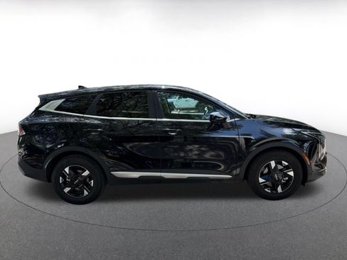 Used 2026 Kia Sportage LX FWD image 8