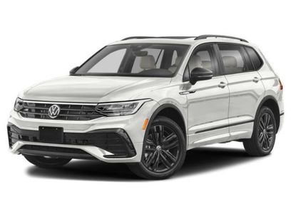 Used 2023 Volkswagen Tiguan SE R-Line