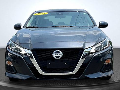Used 2021 Nissan Altima 2.5 SV FWD image 2