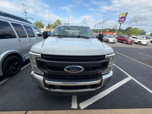 Used 2022 Ford F250 XL w/ Power Equipment Group AWD/4WD image 3