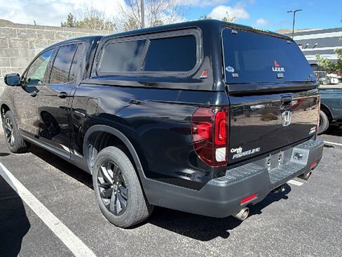 Used 2021 Honda Ridgeline Sport image 3
