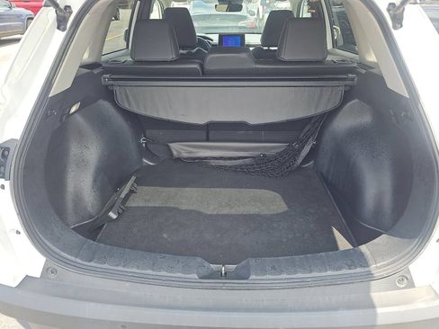 Used 2023 Toyota Corolla Cross XLE FWD image 4