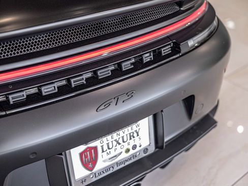 Used 2026 Porsche 911 GT3 w/ Weissach Package RWD image 16
