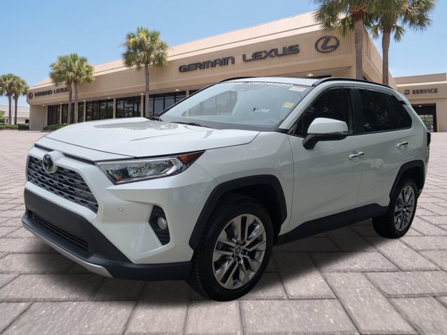 Used 2019 Toyota RAV4 Limited w/ Cold Weather Package FWD image 8