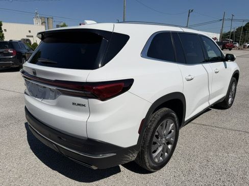 Used 2026 Buick Enclave Preferred AWD/4WD image 5
