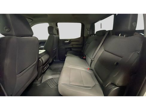 Used 2021 Chevrolet Silverado 1500 LT AWD/4WD image 15