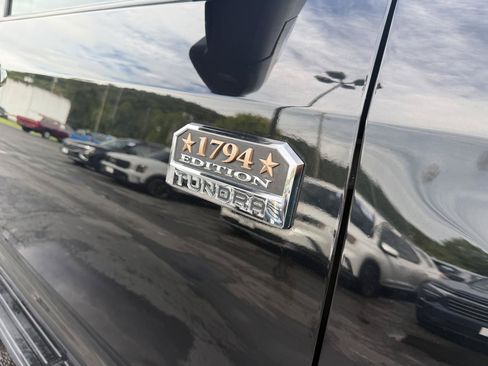 Used 2014 Toyota Tundra 1794 Edition AWD/4WD image 8
