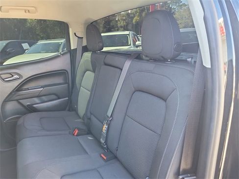 Used 2022 Chevrolet Colorado LT image 11