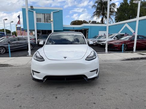 Used 2020 Tesla Model Y Long Range image 2