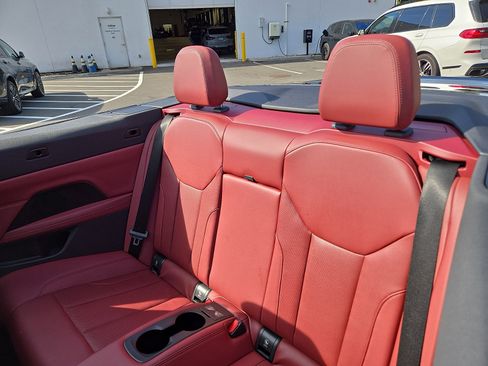 Used 2024 BMW 430i xDrive Convertible w/ M Sport Package AWD/4WD image 11