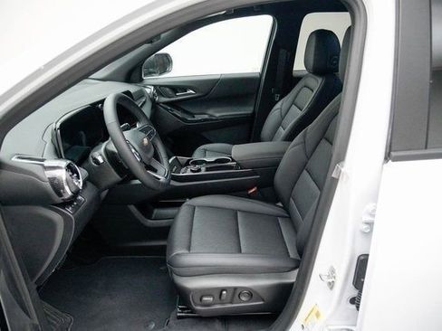 New 2026 Chevrolet Equinox LT w/ Convenience Package II image 24