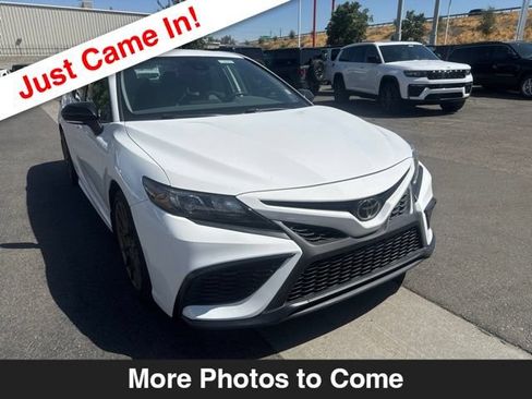 Used 2023 Toyota Camry SE FWD image 8