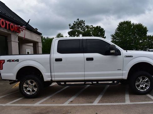 Used 2017 Ford F150 XLT AWD/4WD image 6