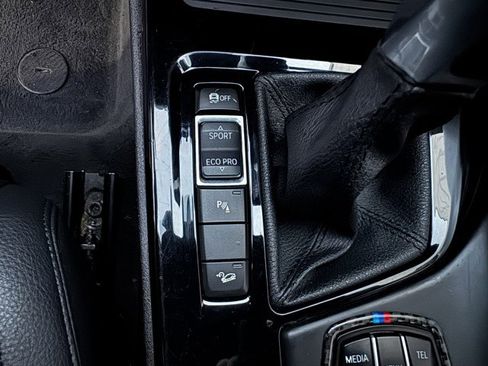 Used 2017 BMW X1 xDrive28i w/ Premium Package image 23