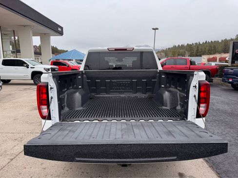 Used 2023 GMC Sierra 1500 Elevation image 14