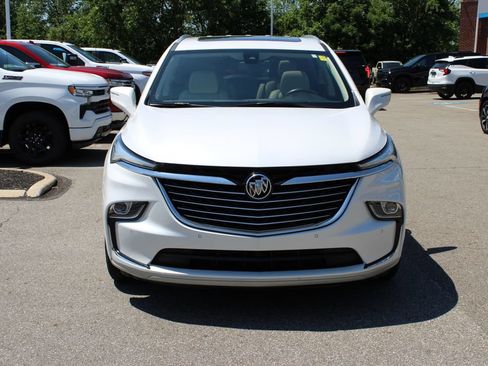 Certified 2023 Buick Enclave Essence w/ Experience Buick Package AWD/4WD image 7