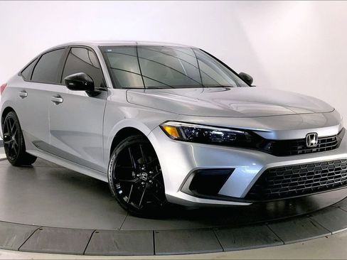 Used 2022 Honda Civic Sport image 1