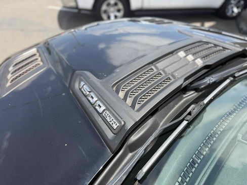 Used 2019 RAM 1500 Laramie AWD/4WD image 21