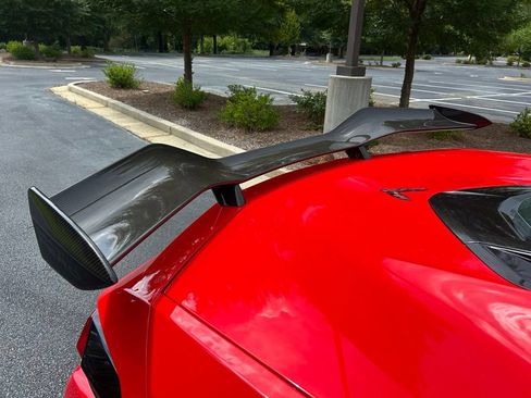 Used 2024 Chevrolet Corvette Z06 w/ Z07 Performance Package RWD image 29