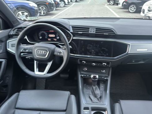 Used 2025 Audi Q3 2.0T Premium w/ Convenience Package image 10