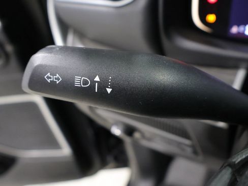 Used 2024 Jeep Wagoneer L Series III w/ Flexible Seating Group image 40