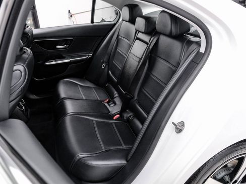 Used 2022 Mercedes-Benz C 300 Sedan image 30