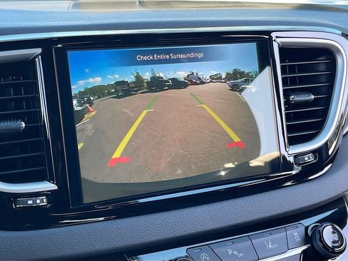 New 2026 Chrysler Voyager LX image 13