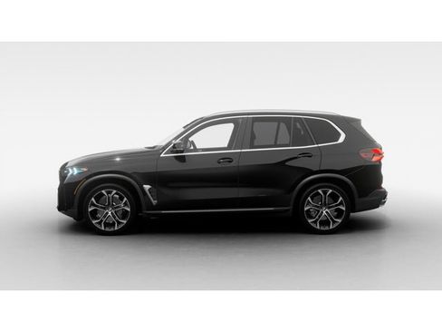 New 2026 BMW X5 xDrive40i w/ Premium Package AWD/4WD image 4