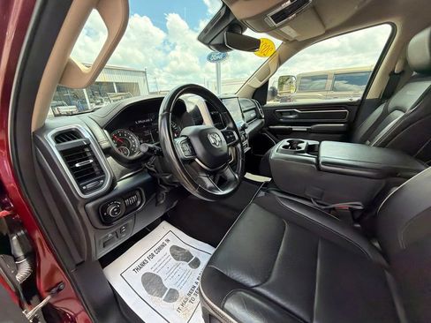 Used 2021 RAM 1500 Laramie AWD/4WD image 16