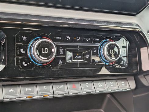 Certified 2024 GMC Sierra 1500 AT4X image 15